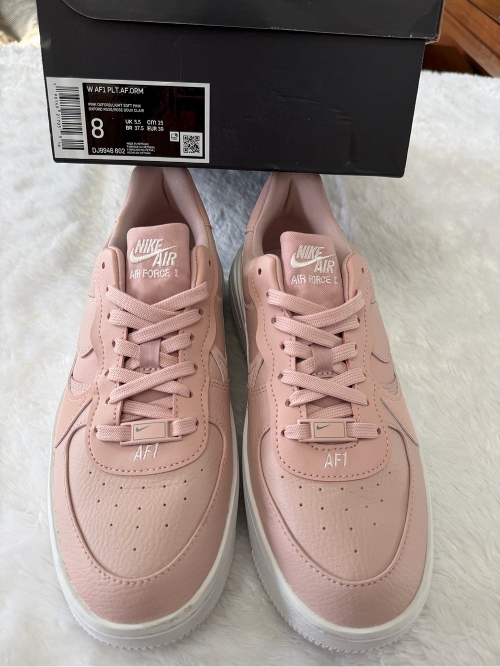 Nike Women's AF1 Platform (8)